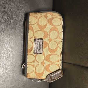 Coach Signature Canvas Coin Pouch